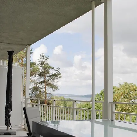 Ferienresidenz Zwei Bodden 2-8 Lietzow