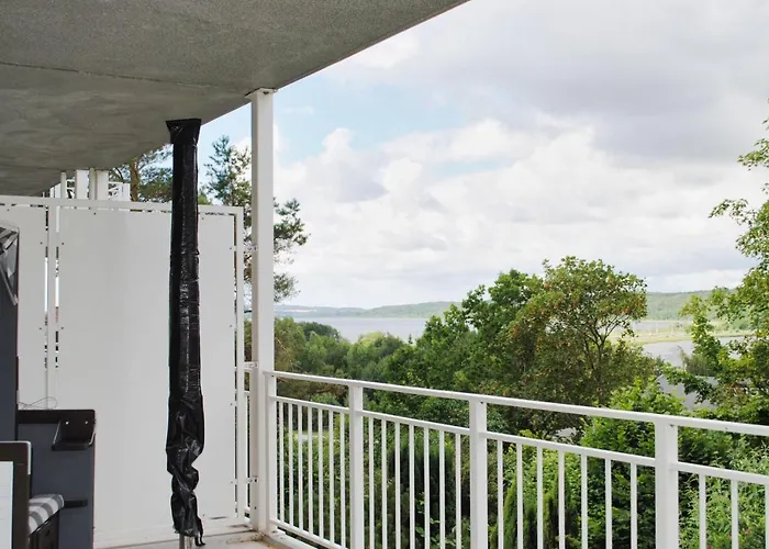 Ferienresidenz Zwei Bodden 2-8 * Lietzow